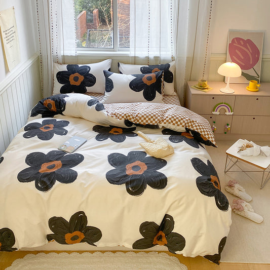 Black floral bedding set