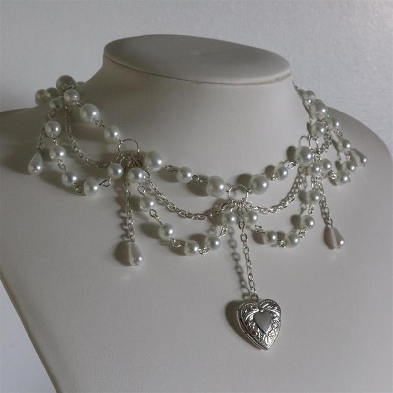 Layered Pearl Necklae