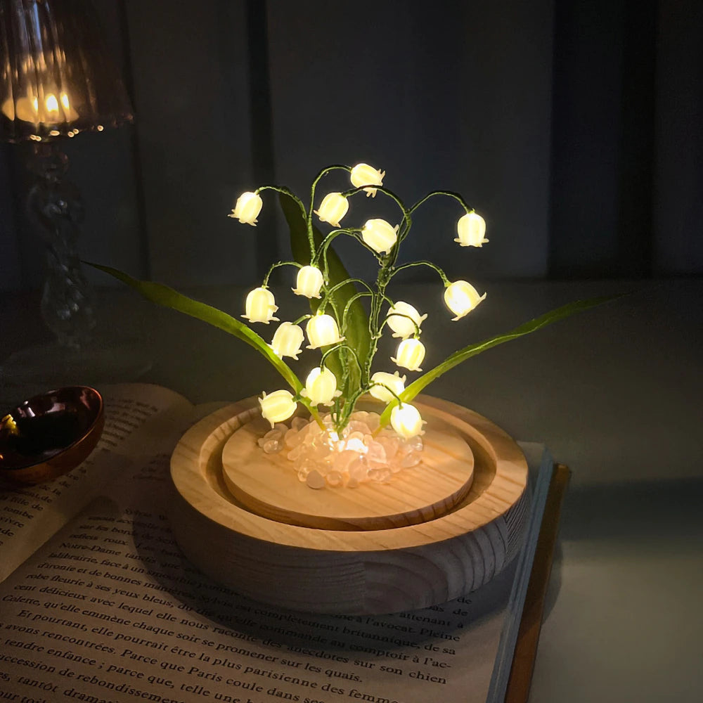 Lily of the Valley Desk Lamp