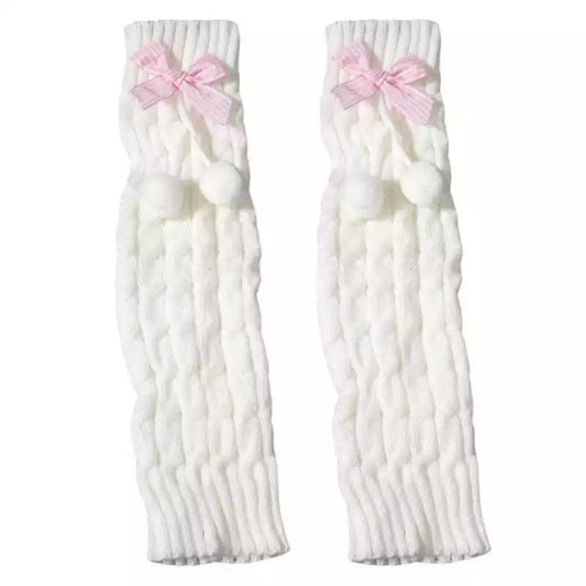 knitted white leg warmers <3