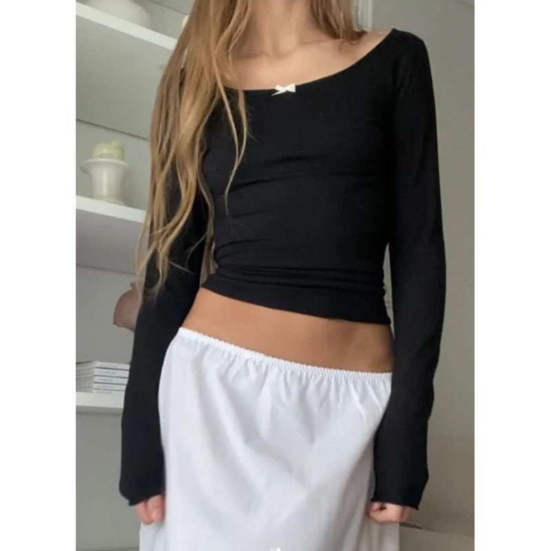 Low neck long sleeve top